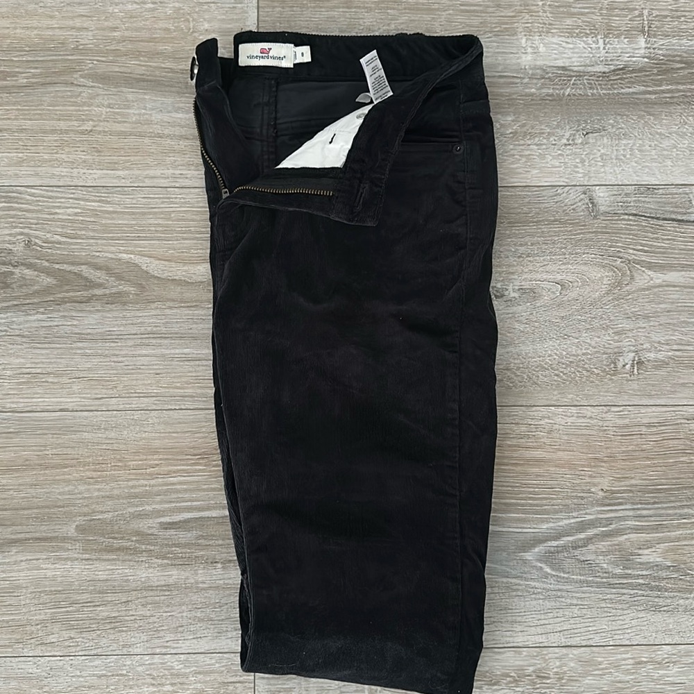 Vineyard Vines black corduroy skinny pants - size 8